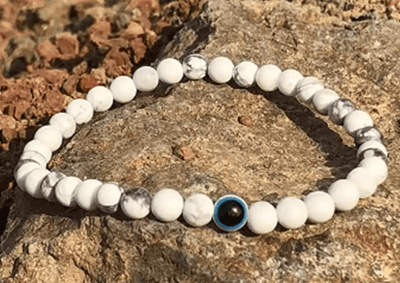 Protective Gaze Evil Eye Howlite Bracelet